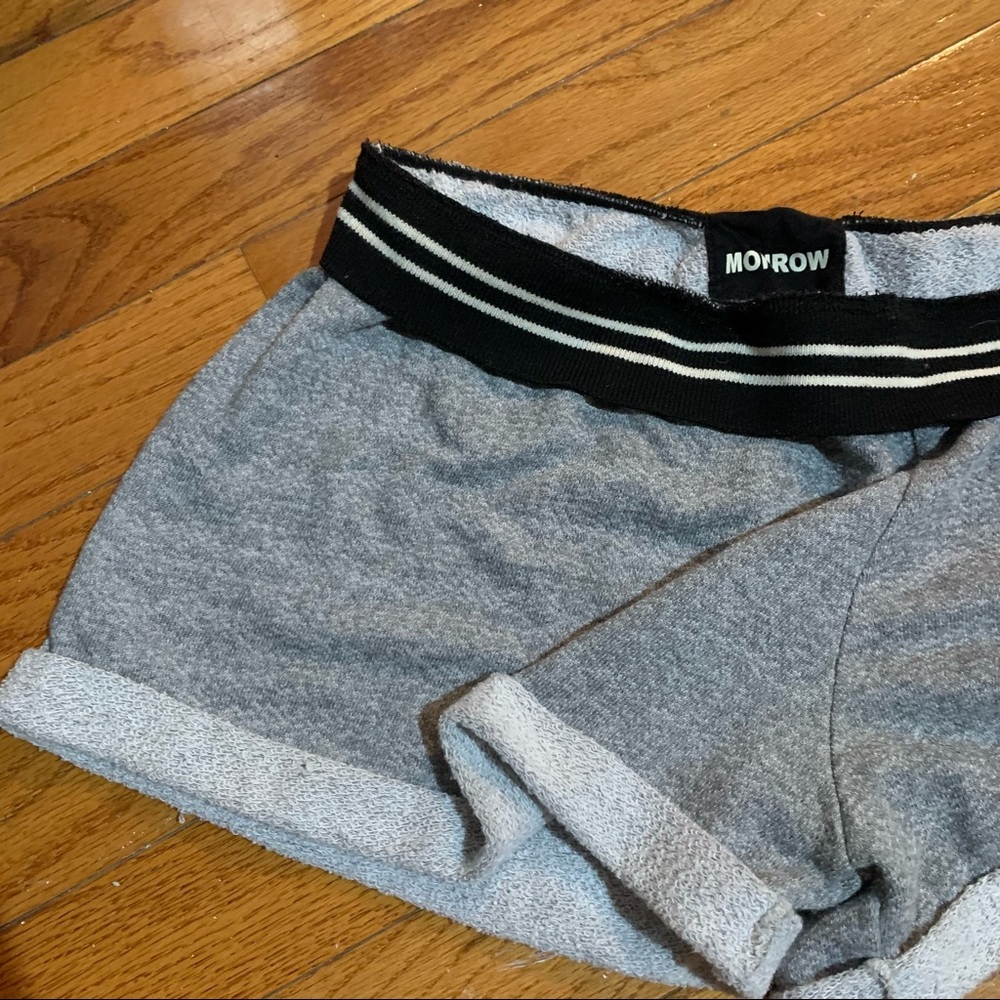 Monrow grey sweat short